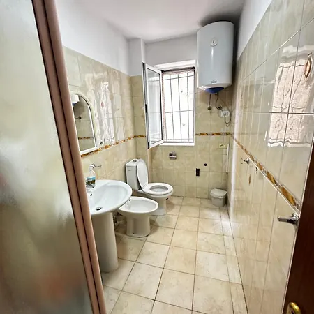 Drions Apartment. 3 Bedroom Apartment
