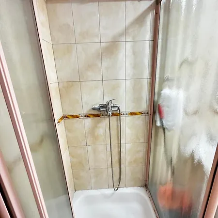 Drions Apartment. 3 Bedroom Apartament