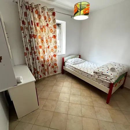 Apartment Drions Apartment. 3 Bedroom Tirana