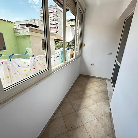 Drions Apartment. 3 Bedroom Apartment *