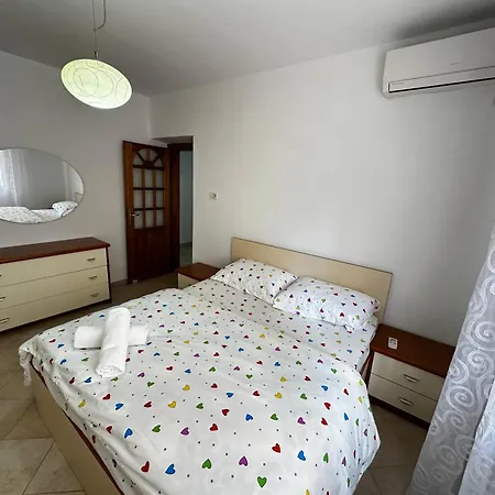 Drions Apartment. 3 Bedroom Apartment Tirana